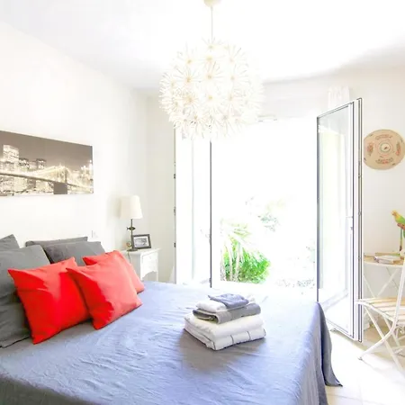 Beautiful Giens Peninsula Holiday home *